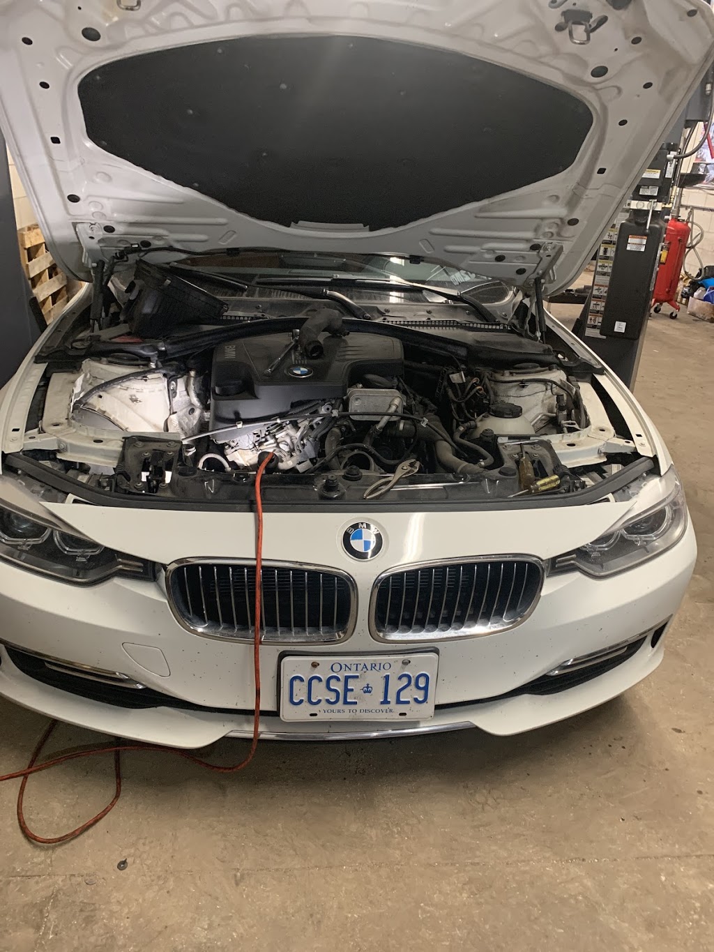jaguar auto services inc | 6741 Columbus Rd #7, Mississauga, ON L5T 2G9, Canada | Phone: (647) 868-4159