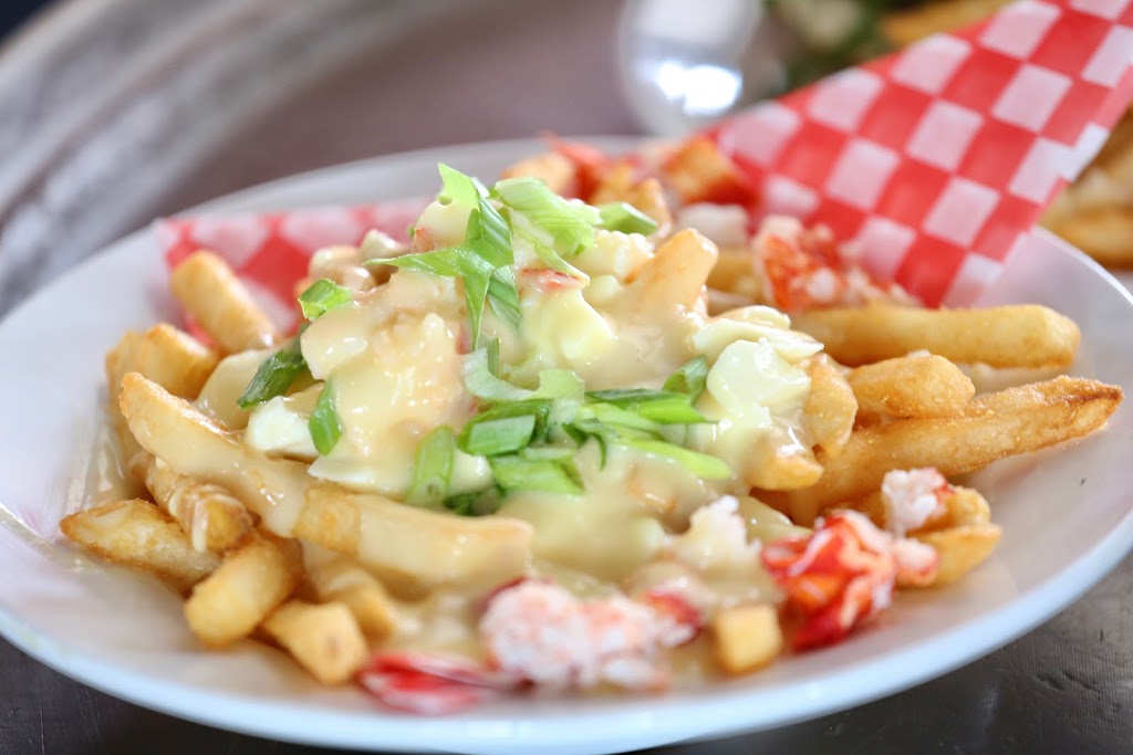 Murphys on the Water | 1751 Lower Water St, Halifax, NS B3J 3E4, Canada | Phone: (902) 420-1015