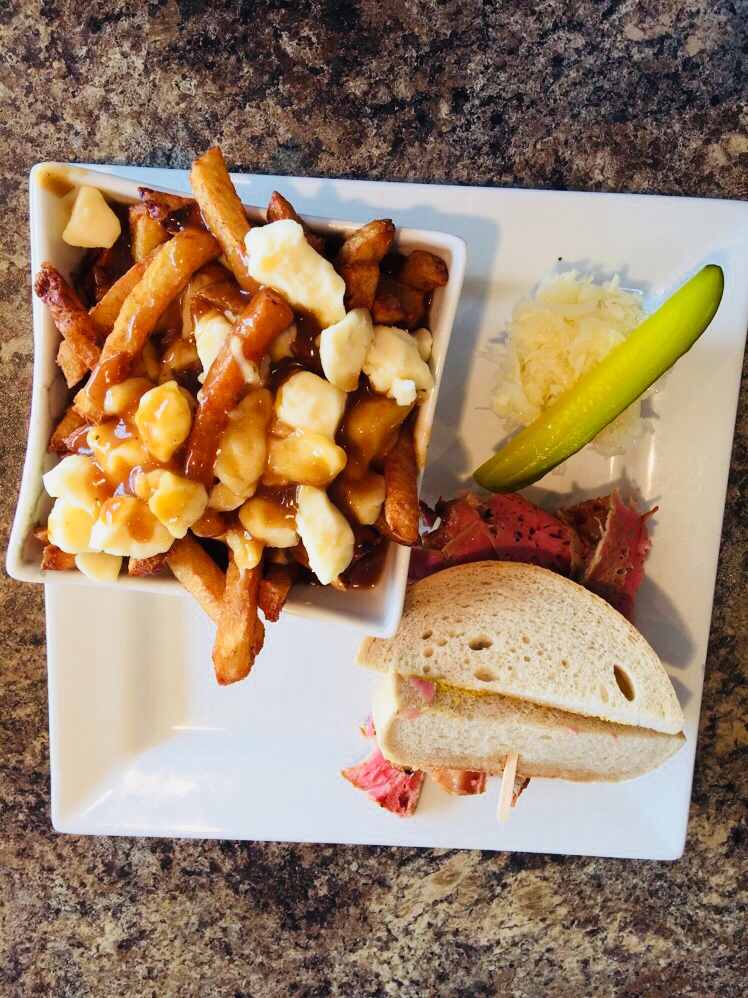 Combo | 4695 Grande Allée, Brossard, QC J4Z 3E9, Canada | Phone: (450) 656-7658