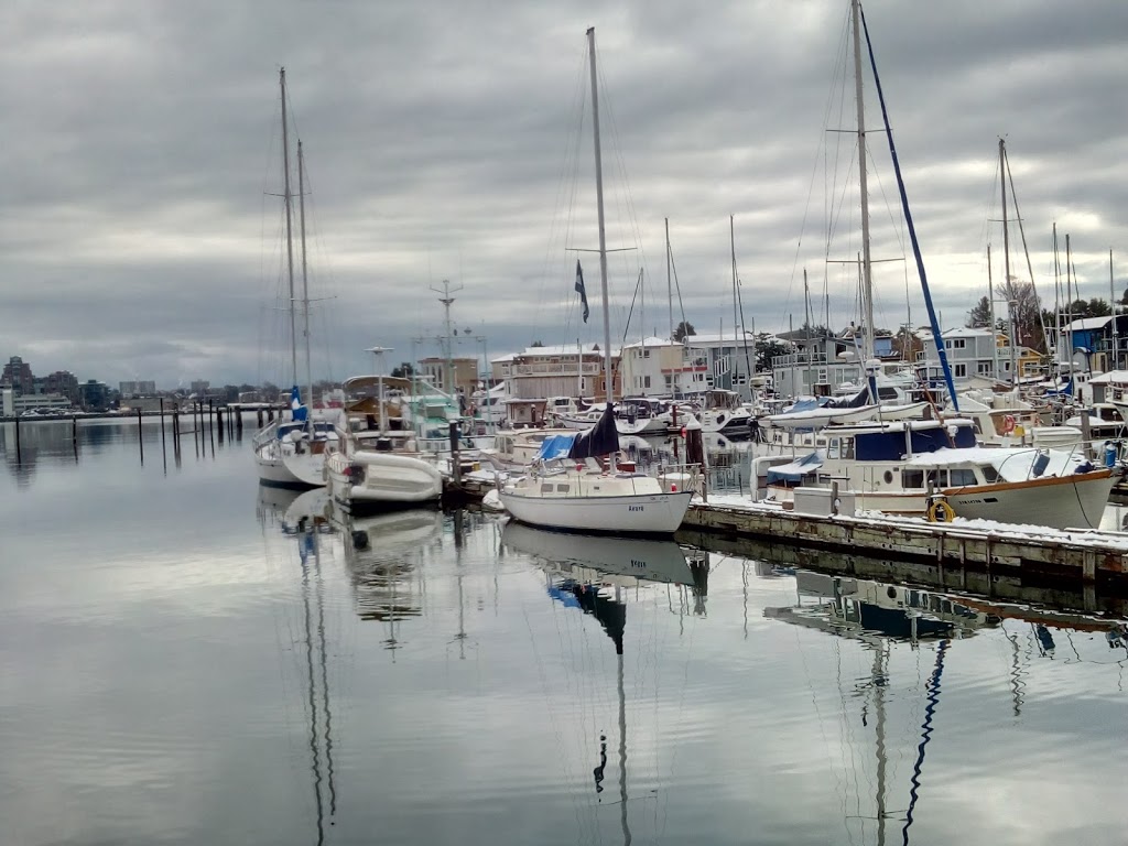 Captain Jacobson Park | 487-, 525 Head St, Victoria, BC V9A 5S1, Canada