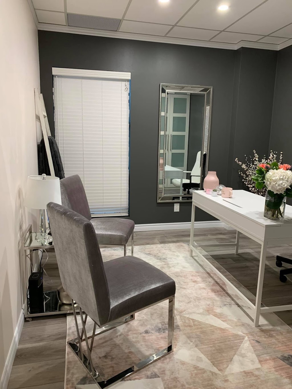 Allure Spa and Wellness Boutique | 1428 Pelham St, Fonthill, ON L0S 1E0, Canada | Phone: (905) 932-0619