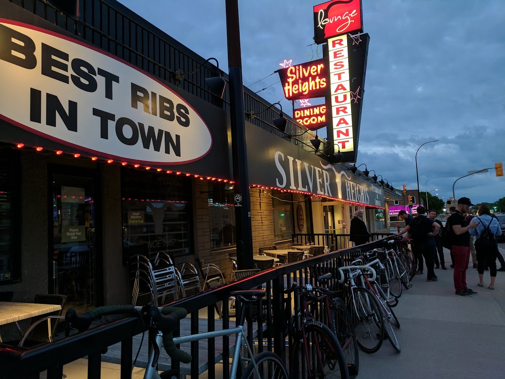 Silver Heights Restaurant | 2169 Portage Ave, Winnipeg, MB R3J 0L7, Canada | Phone: (204) 889-7246