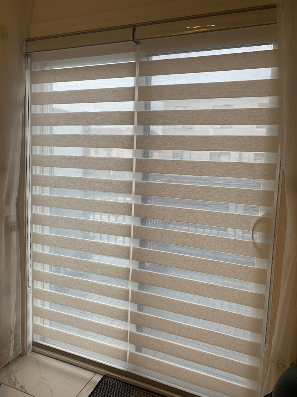 Micmax Blinds Manufacturer | 31 Progress Ave Unit 19, Scarborough, ON M1P 4S6, Canada | Phone: (416) 546-8681