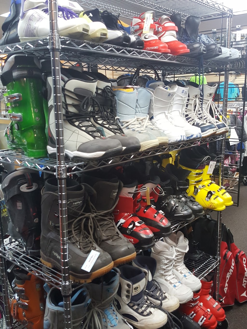 Trailblazers Camping & Outdoor Store | 204 First Street West, Box 1948, Cochrane, AB T4C 1B7, Canada | Phone: (403) 932-7007