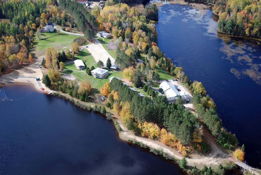 Centre touristique La Petite-Rouge | 61 Rang des Pruniers, Route 323, Saint-Émile-de-Suffolk, QC J0V 1Y0, Canada | Phone: (819) 426-2191