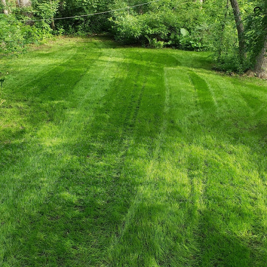 Leducs Snow Removal and Landscaping | 14 Miner Cove, Winnipeg, MB R2N 0B4, Canada | Phone: (204) 806-0697