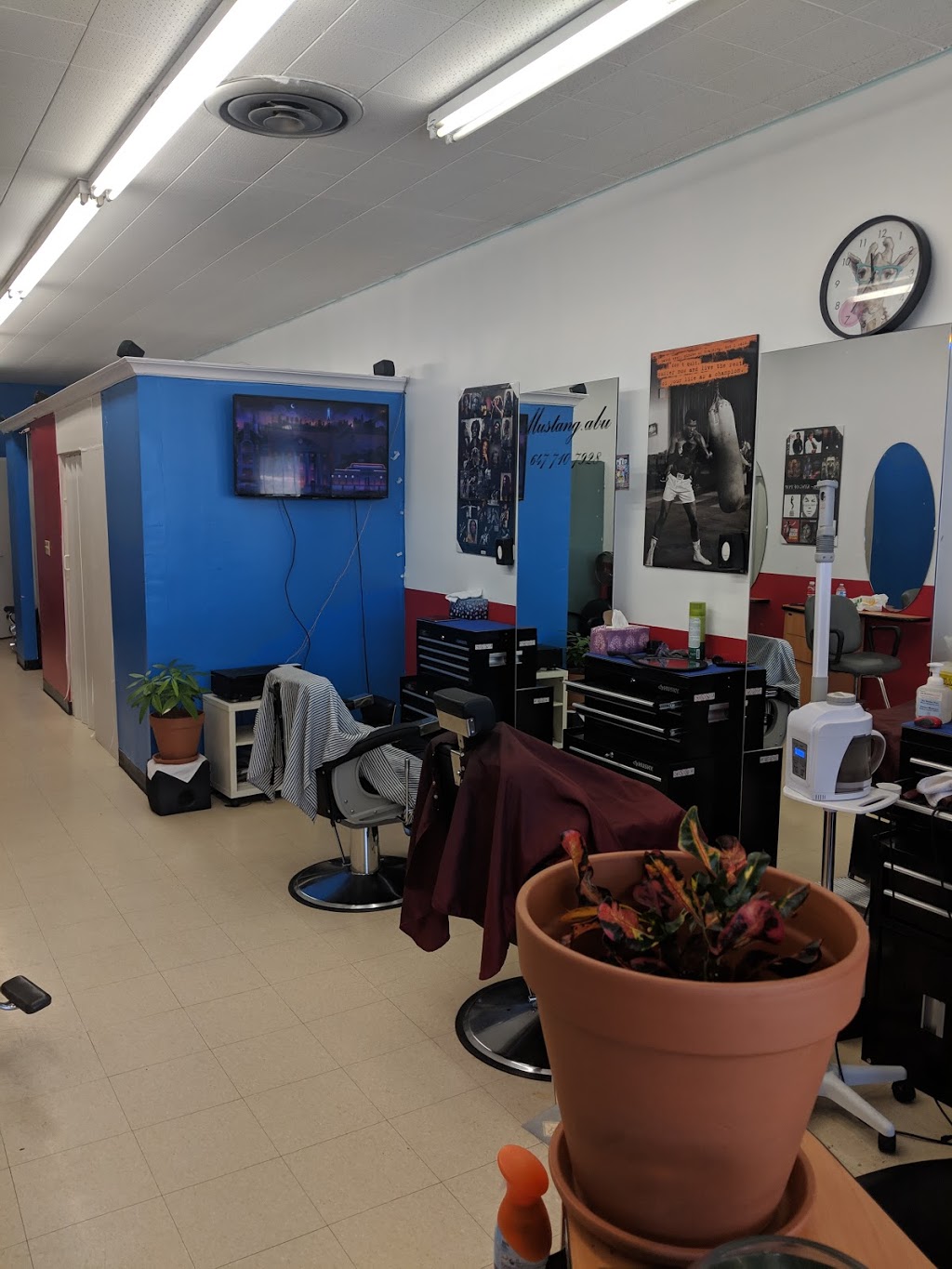 Precise Unisex Salon | 3353 The Credit Woodlands, Mississauga, ON L5C 2K1, Canada | Phone: (289) 814-0069