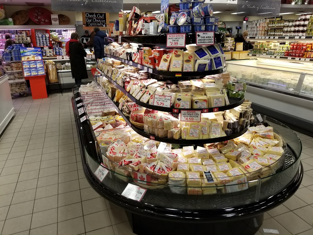 Denningers Foods of the World - Hamilton Mountain | 1289 Upper James St, Hamilton, ON L9C 3B3, Canada | Phone: (905) 389-4113