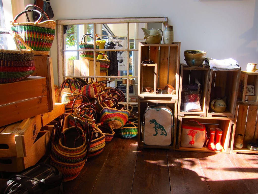 Rusty Rooster life.style | 2722 Dunsmuir Ave, Cumberland, BC V0R 1S0, Canada | Phone: (250) 336-8116