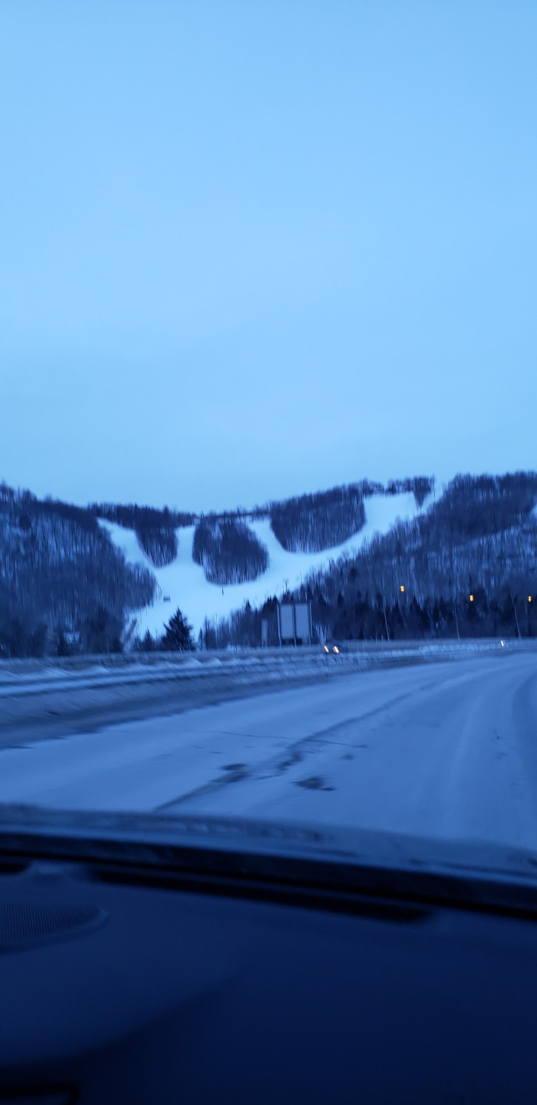 The hotel complex 60 | 600 Chemin des Frênes, Piedmont, QC J0R 1K0, Canada | Phone: (514) 856-7810