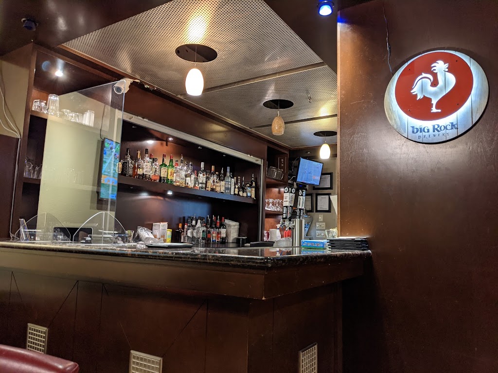 Carlitos Pizza | Inside Banff Inn, 501 Banff Ave, Banff, AB T1L 1A5, Canada | Phone: (403) 762-3388