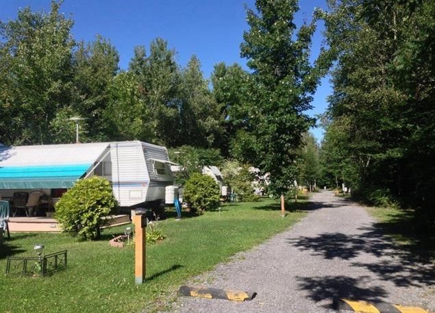 Camping Au soleil St-Paul De Joliette | 383 Boulevard Brassard, Saint-Paul, QC J0K 3E0, Canada | Phone: (450) 754-3819