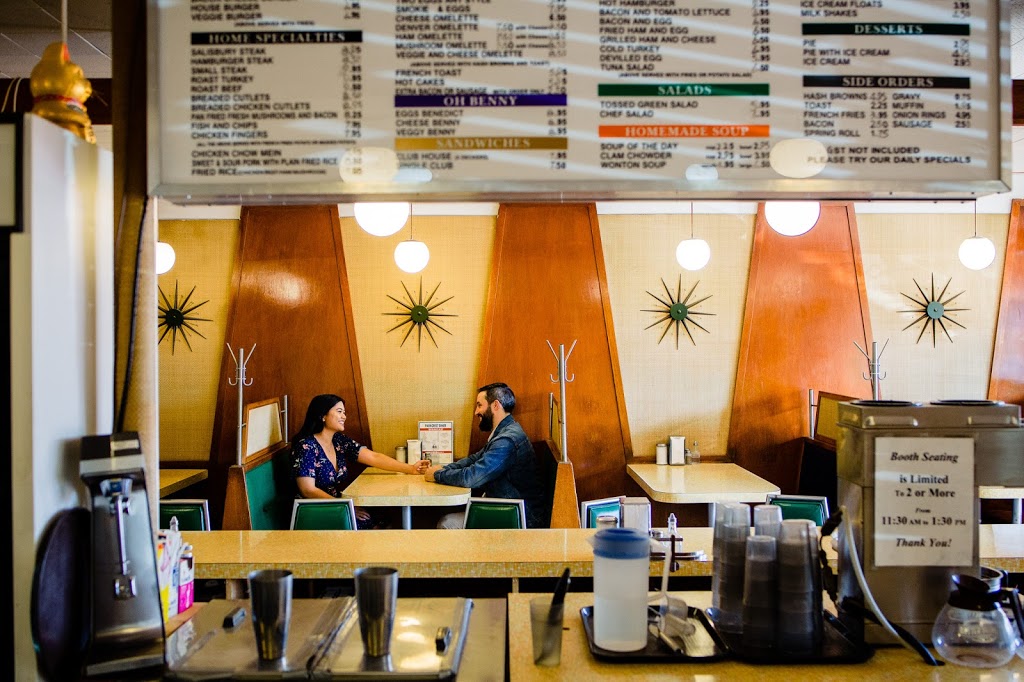 ParkCrest Diner | 5901 Broadway, Burnaby, BC V5B 2X9, Canada | Phone: (604) 293-1633