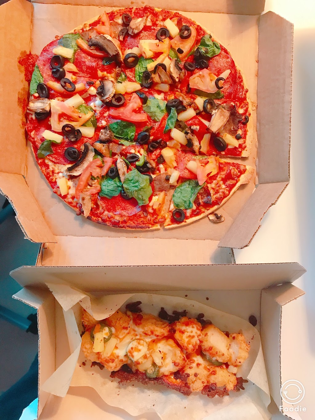 Dominos Pizza | 4298 Dunbar St, Vancouver, BC V6S 2E9, Canada | Phone: (604) 733-0188