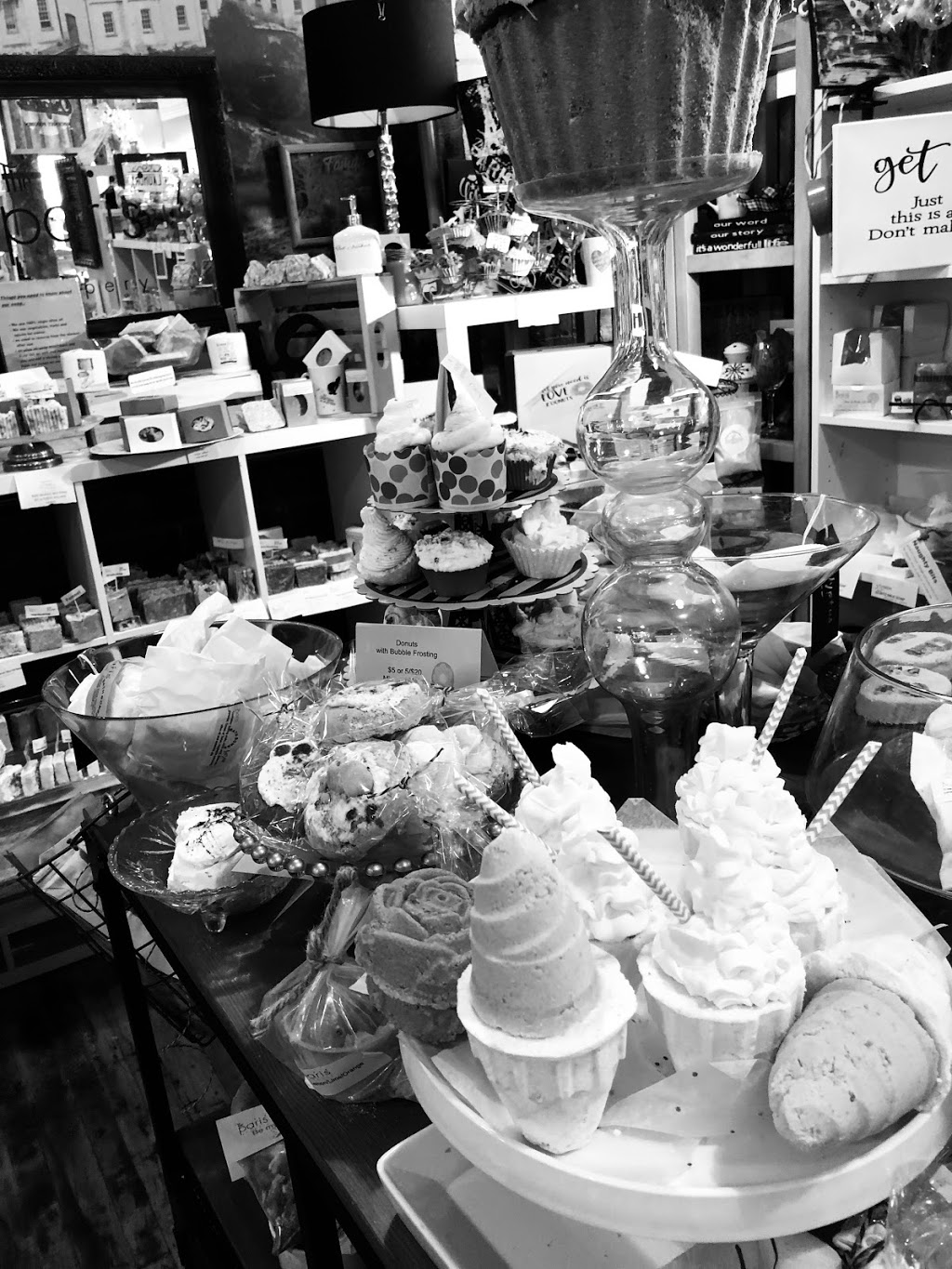 The Paris Soapery | 31 Mechanic St, Paris, ON N3L 1K1, Canada | Phone: (519) 865-9141