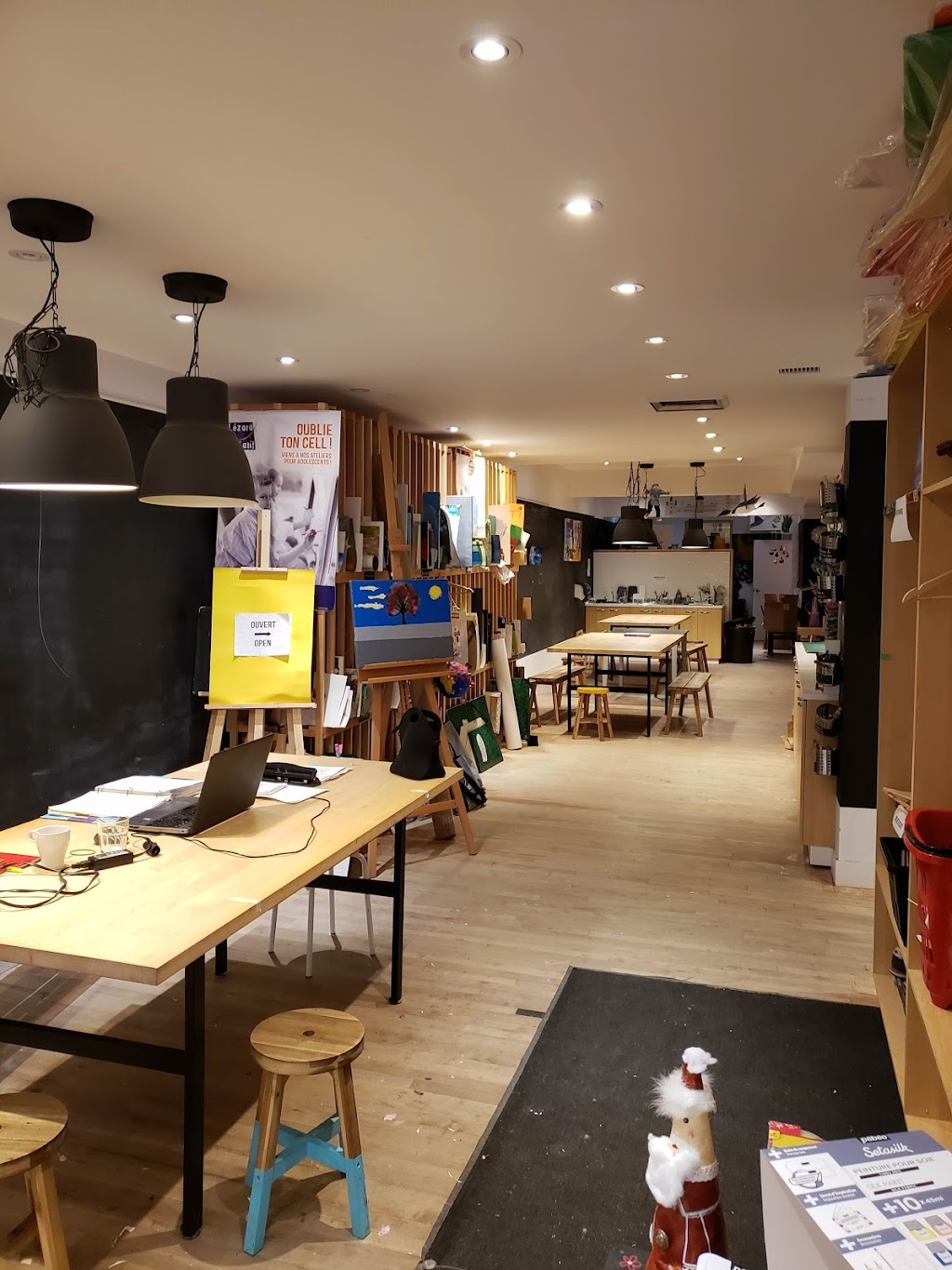 Lézard Créatif Montréal | 120 Av. Laurier O, Montréal, QC H2T 2N7, Canada | Phone: (514) 379-1170