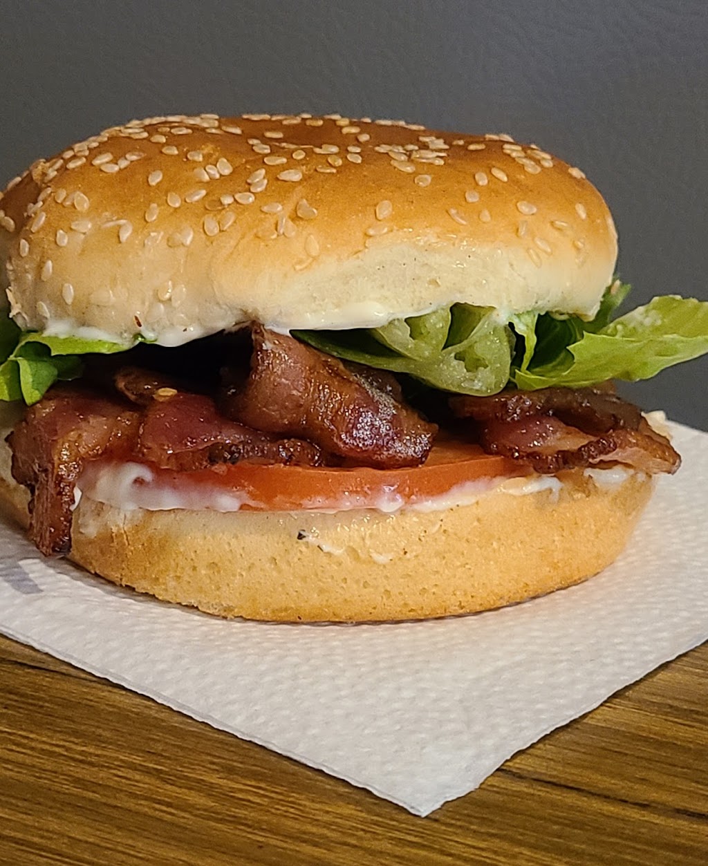Pubs Riverside Lunch | 1666.5 St Clair Pkwy, Sarnia, ON N7T 7H5, Canada | Phone: (226) 776-1527