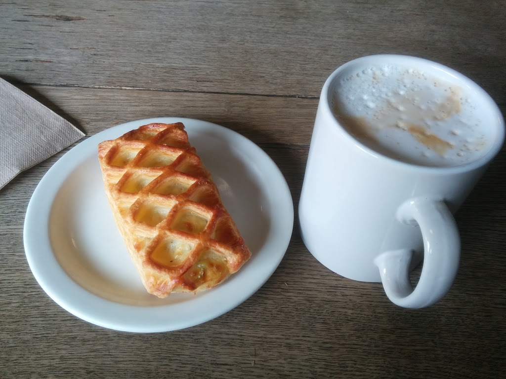 Bean Scene Coffee House | 2923 30th Ave, Vernon, BC V1T 2B8, Canada | Phone: (250) 558-1817