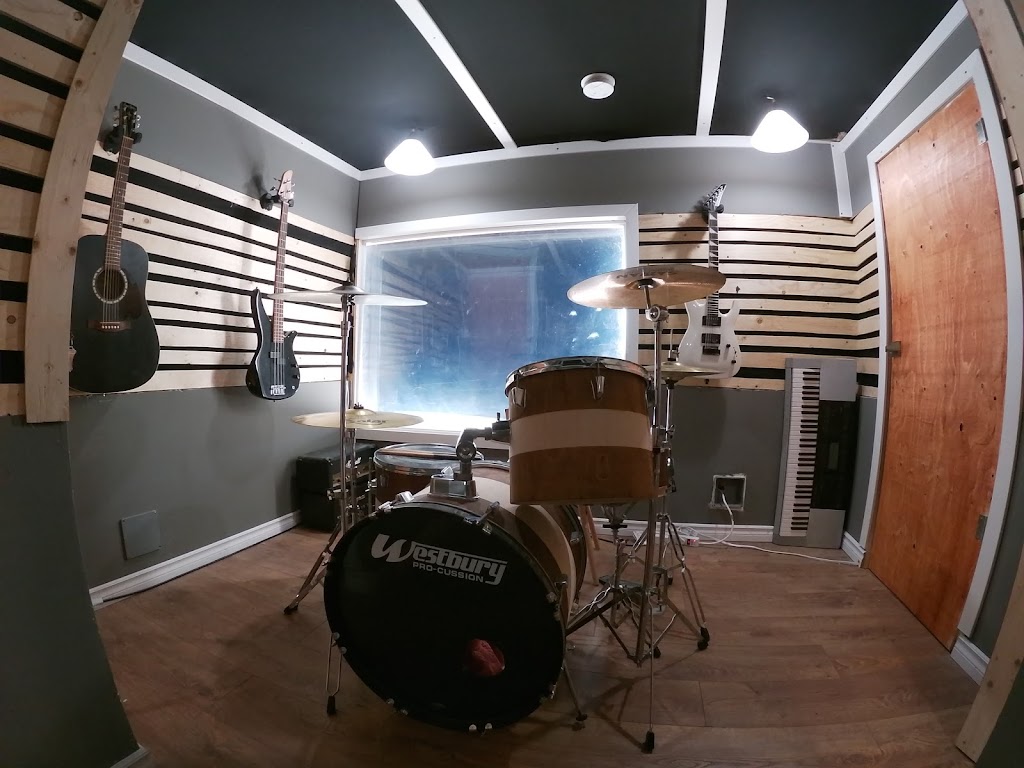 Burrow Media Recording Studios | 2527 Baseline Rd Unit 203, Ottawa, ON K2C 0E3, Canada | Phone: (613) 212-1575