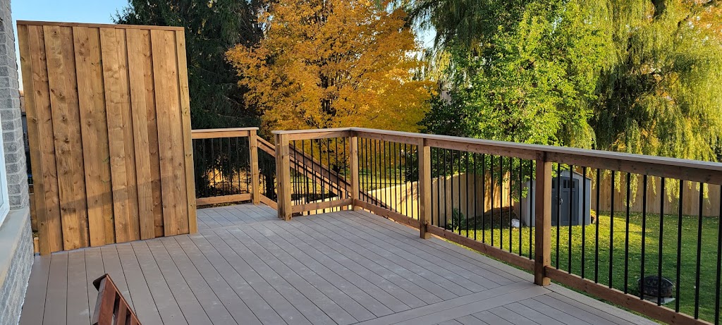 Darling Decks | 46 Bond St, London, ON N6C 1W3, Canada | Phone: (519) 902-6513