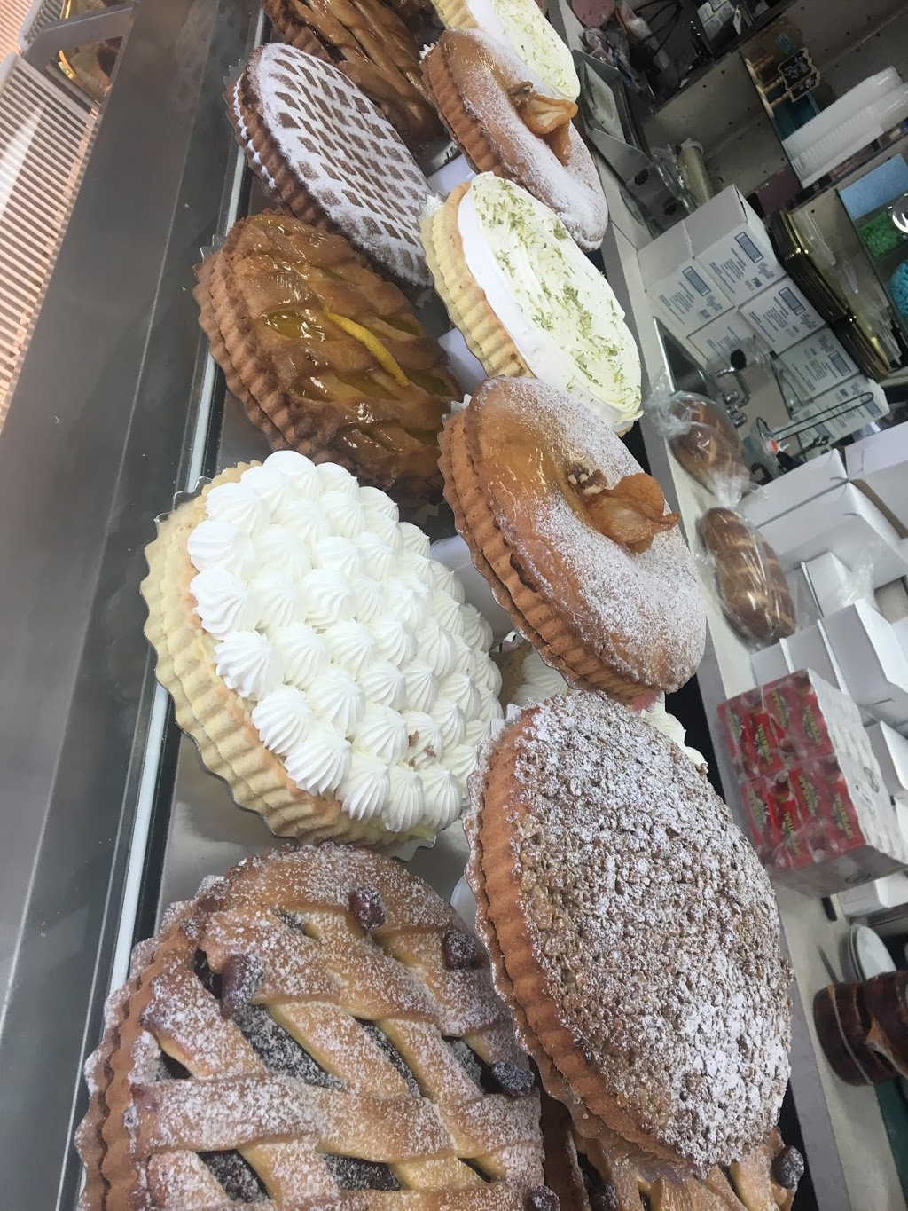 Delizia Bakery Ltd | 27 Ruth Ave, Brampton, ON L6Z 4R2, Canada | Phone: (905) 846-0694