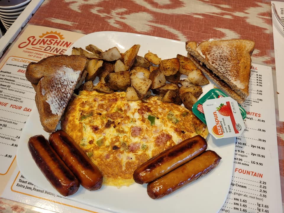 Sunshine diner | 740 9th Ave E, Owen Sound, ON N4K 3E5, Canada | Phone: (519) 376-0843