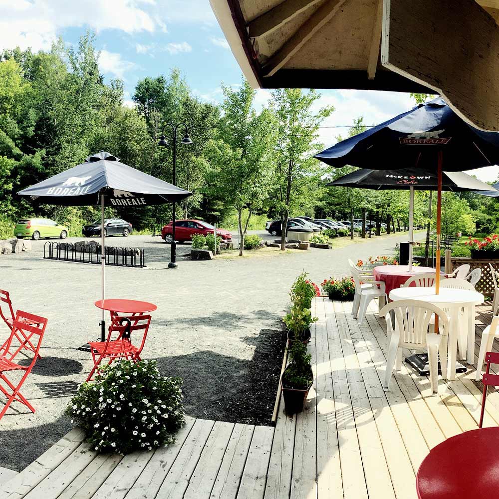 Ptit Train Du Nord - Sainte-Adèle (Mont-Rolland) | 995 Rue St Georges, Sainte-Adèle, QC J8B 1J9, Canada | Phone: (450) 745-0185