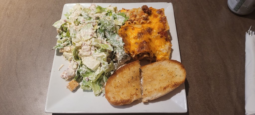 Long Shots Sports Cafe | 1 Champlain St, Deep River, ON K0J 1P0, Canada | Phone: (613) 584-9317