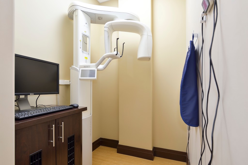 Dawson Dental Centre | 235 Ira Needles Blvd, Kitchener, ON N2N 3K6, Canada | Phone: (519) 742-2010