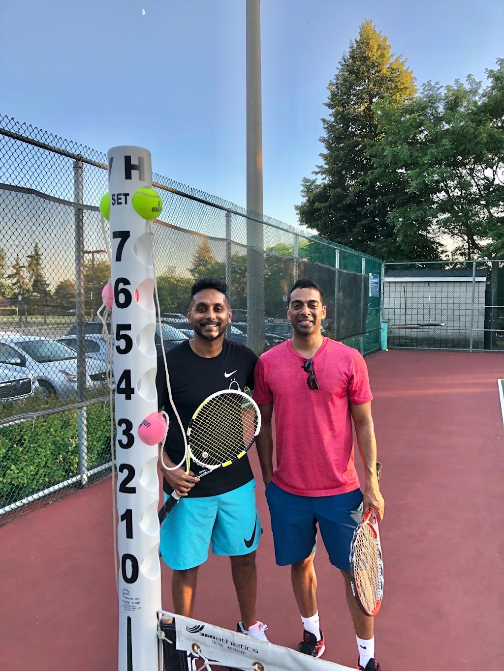 West Rouge Tennis Club | 270 Rouge Hills Dr, Scarborough, ON M1C 2Z1, Canada | Phone: (416) 803-1154