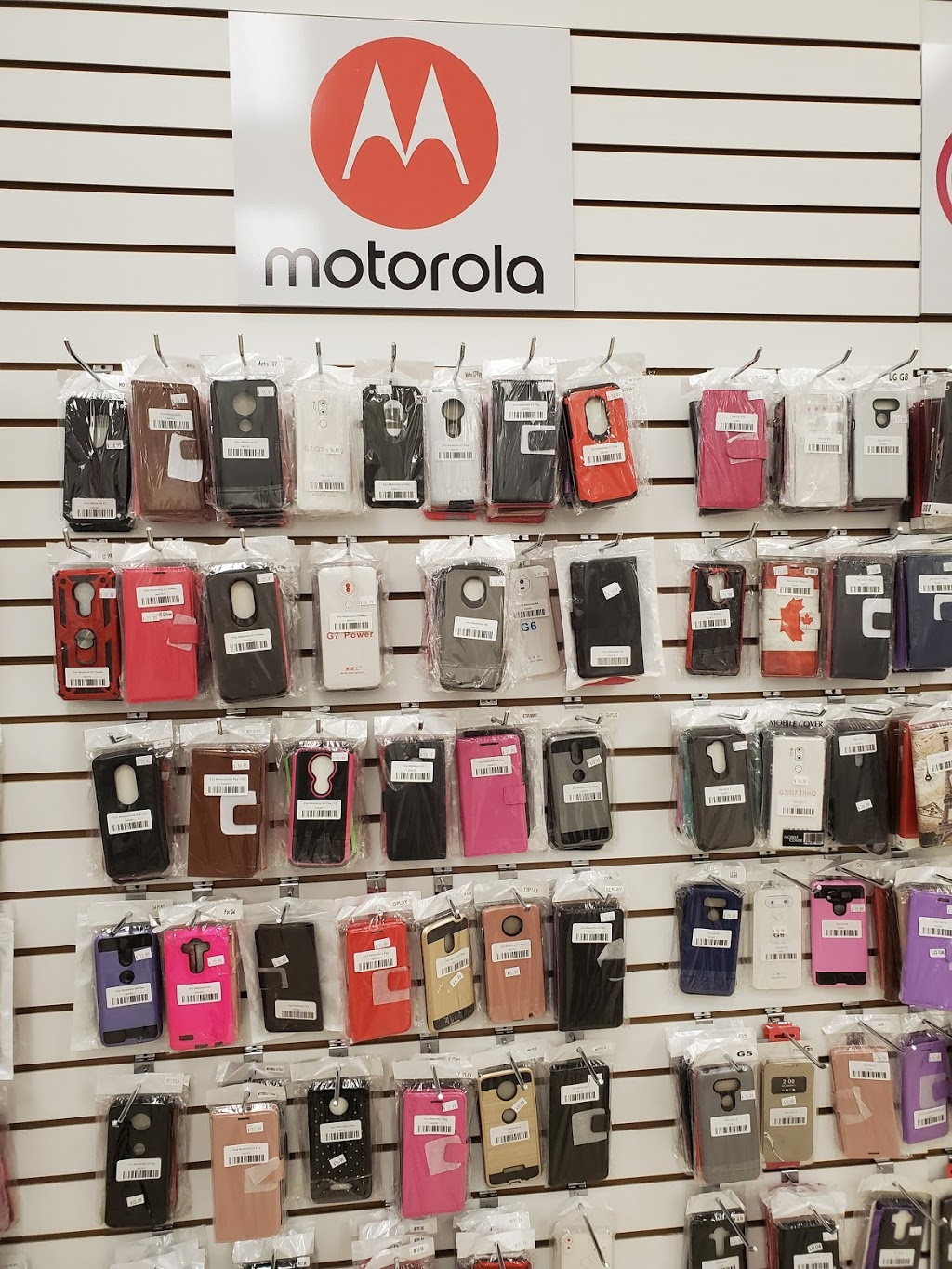 TechnoTrio - Informatique Électronique Téléphonie | 3333 Rue du Carrefour Local 112, Québec, QC G1C 5R9, Canada | Phone: (418) 476-4230