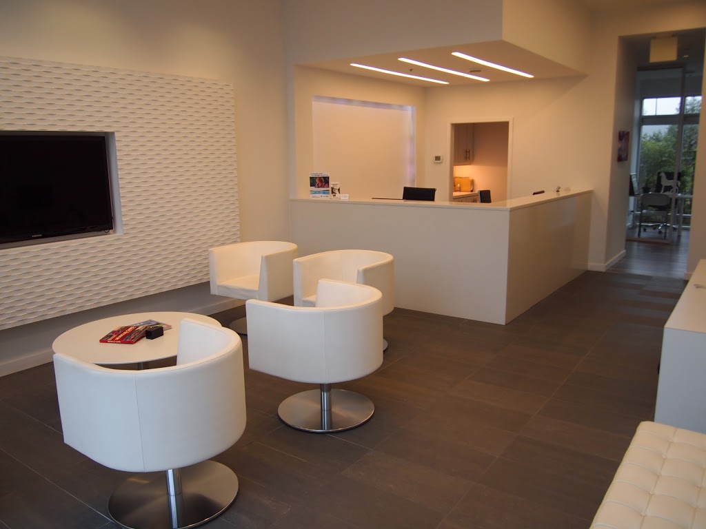Dentistry at the Crossing - Implant & Cosmetic Dentistry | 1884 Merivale Rd, Nepean, ON K2G 1E6, Canada | Phone: (613) 225-7000