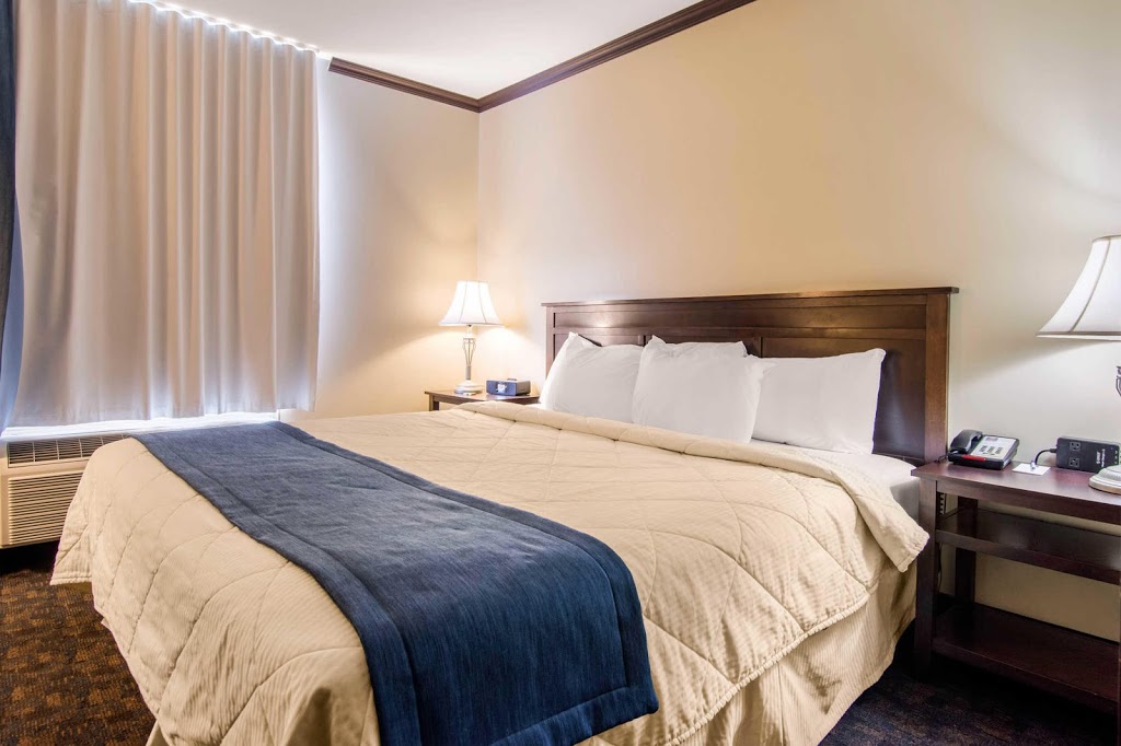 Comfort Inn & Suites | 255-8 Rue de Martigny O W, Saint-Jérôme, QC J7Y 2G4, Canada | Phone: (450) 438-8000