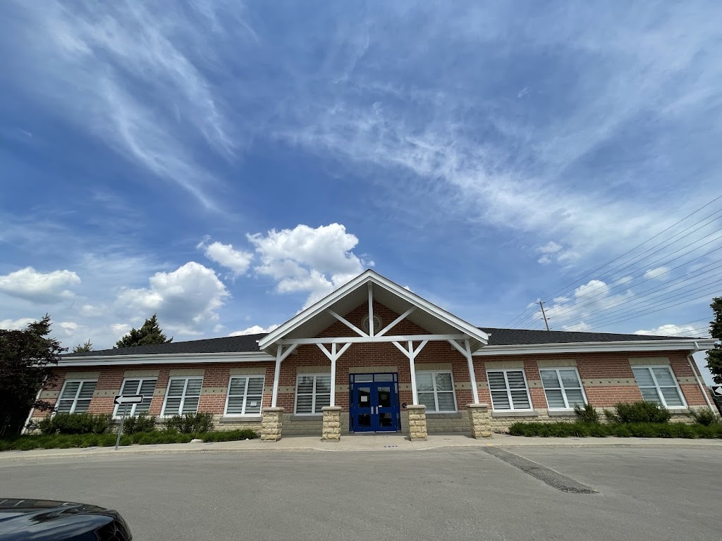 Victoria Montessori School | 14 Stone Rd, Aurora, ON L4G 6X9, Canada | Phone: (905) 726-2110