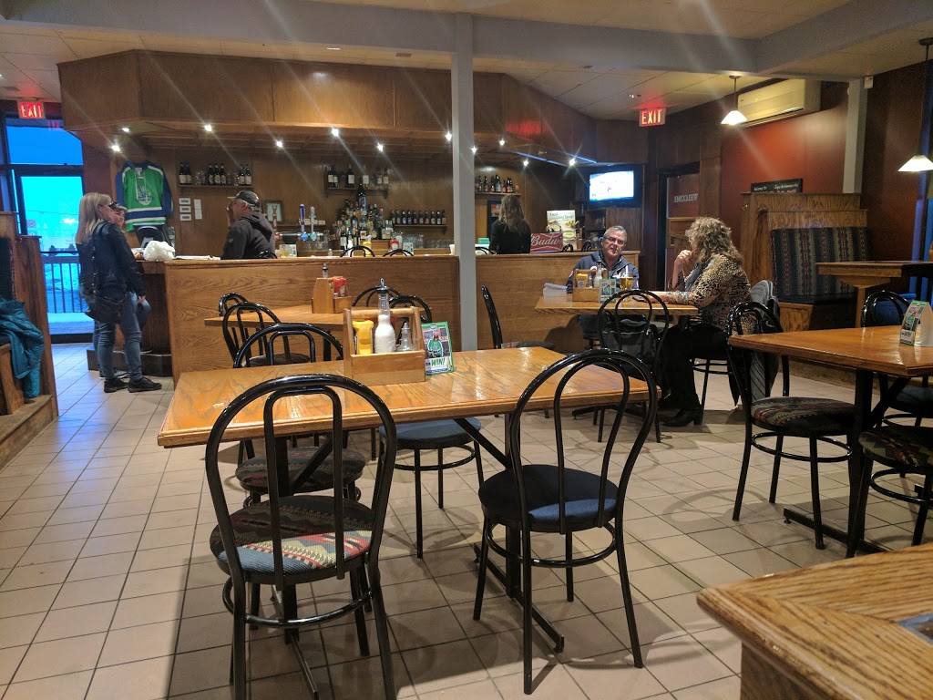 Brians Bar & Grill | 2 Racine St, Casselman, ON K0A 1M0, Canada | Phone: (613) 764-1800