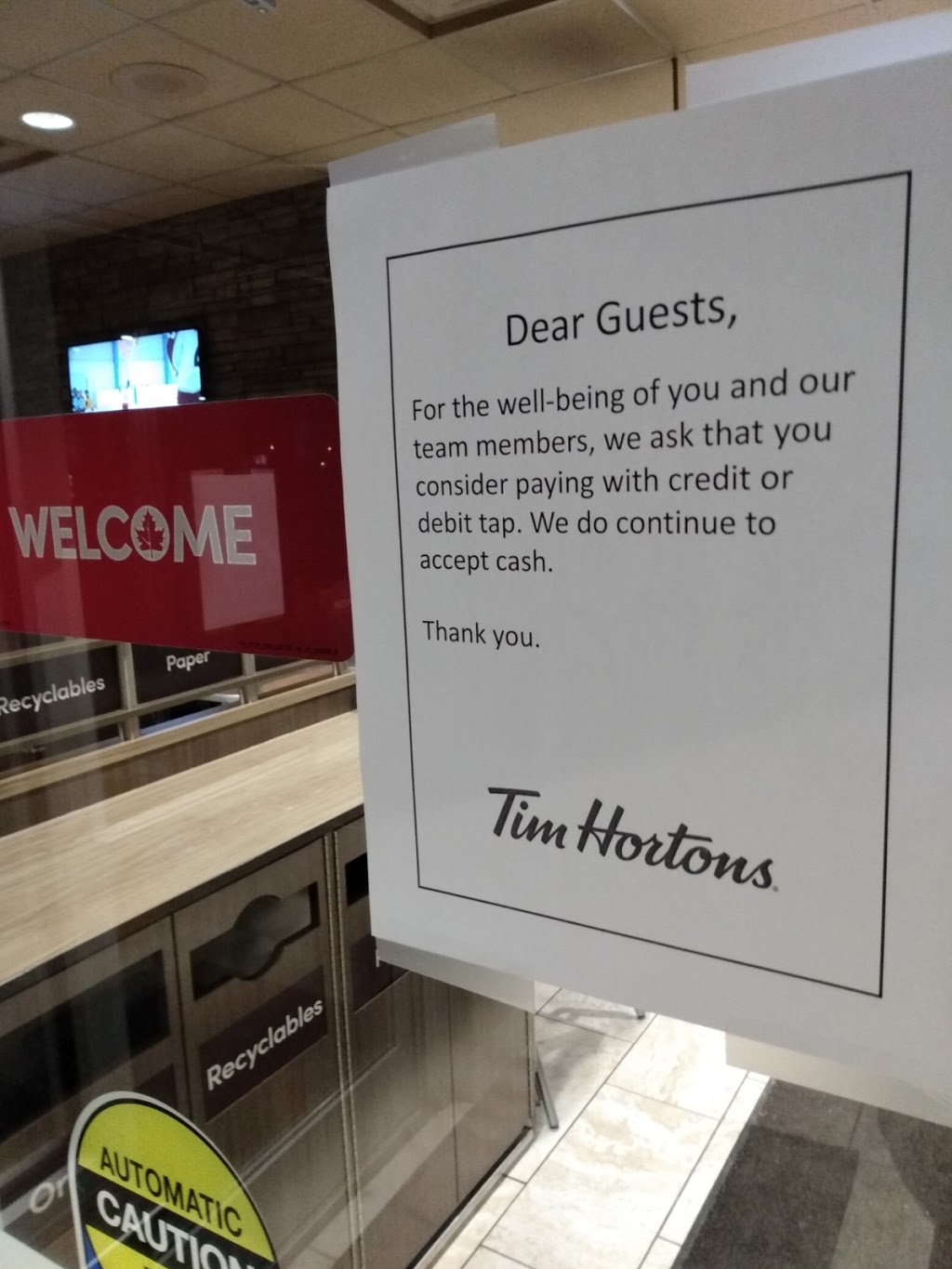 Tim Hortons | 10233 Elbow Dr SW Unit 200, Calgary, AB T2W 1E8, Canada | Phone: (403) 255-8700