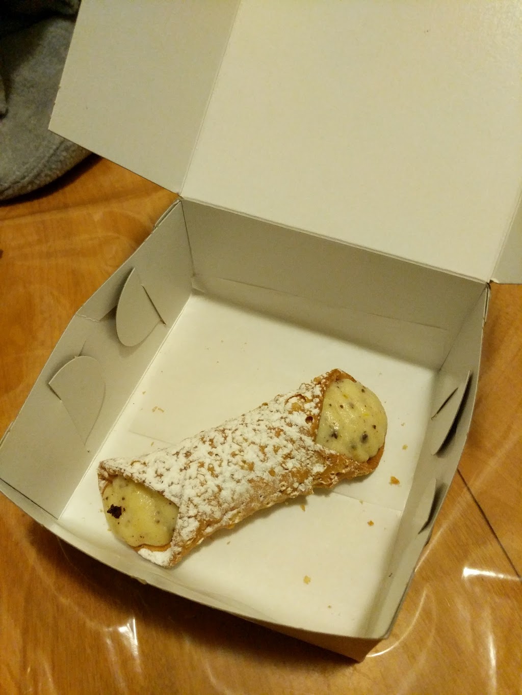 Bread & Roses Bakery | 323 St Laurent Blvd, Ottawa, ON K1K 2Z5, Canada | Phone: (613) 745-2087
