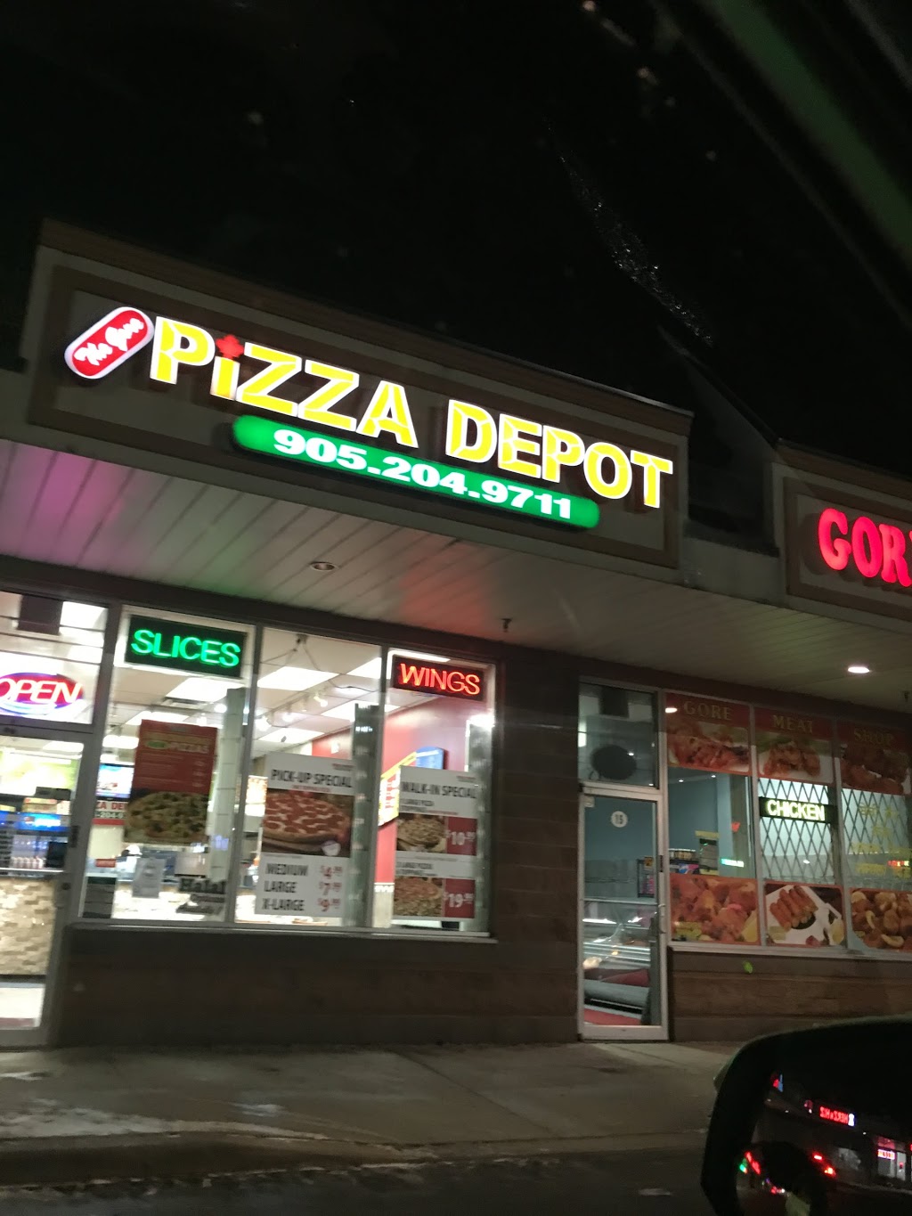Malton Pizza Depot | 7171, 1 Goreway Dr #1, Mississauga, ON L4T 2T5, Canada | Phone: (905) 673-9711