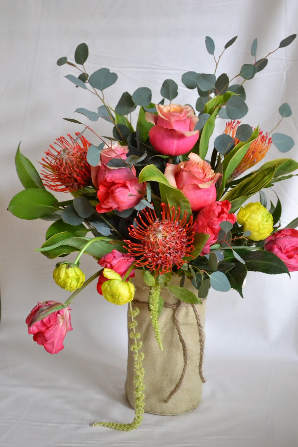 Billies Flower House | 38082 Cleveland Ave, Squamish, BC V8B 0B2, Canada | Phone: (604) 892-9232