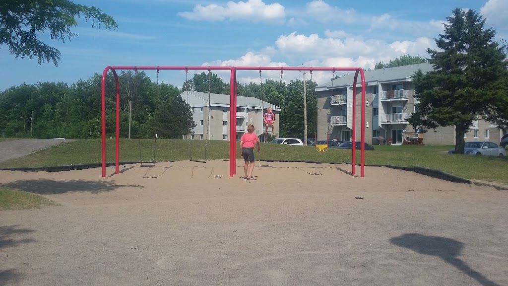 Parc Philippe Bonneau | Rue Théberge, Châteauguay, QC J6J 1A5, Canada | Phone: (450) 698-3000
