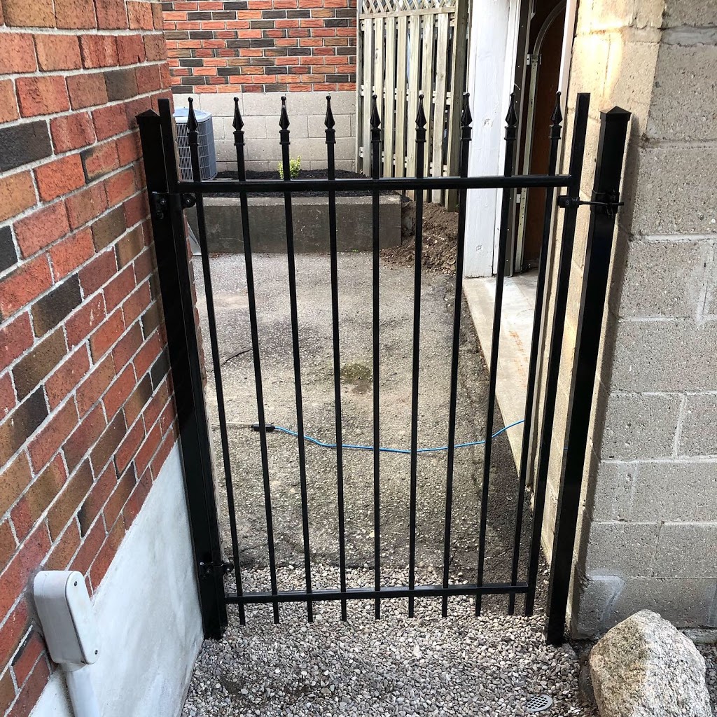 Deck MD Ltd. | Vansittart Ave, Woodstock, ON N4S 6G5, Canada | Phone: (519) 550-4247