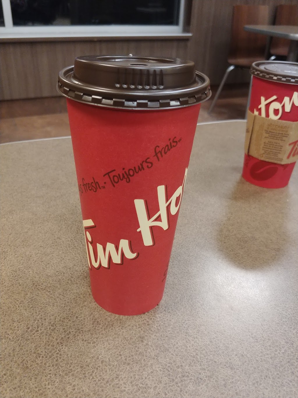 Tim Hortons | 2500 Main St North, Winnipeg, MB R2V 4T6, Canada | Phone: (204) 334-3126
