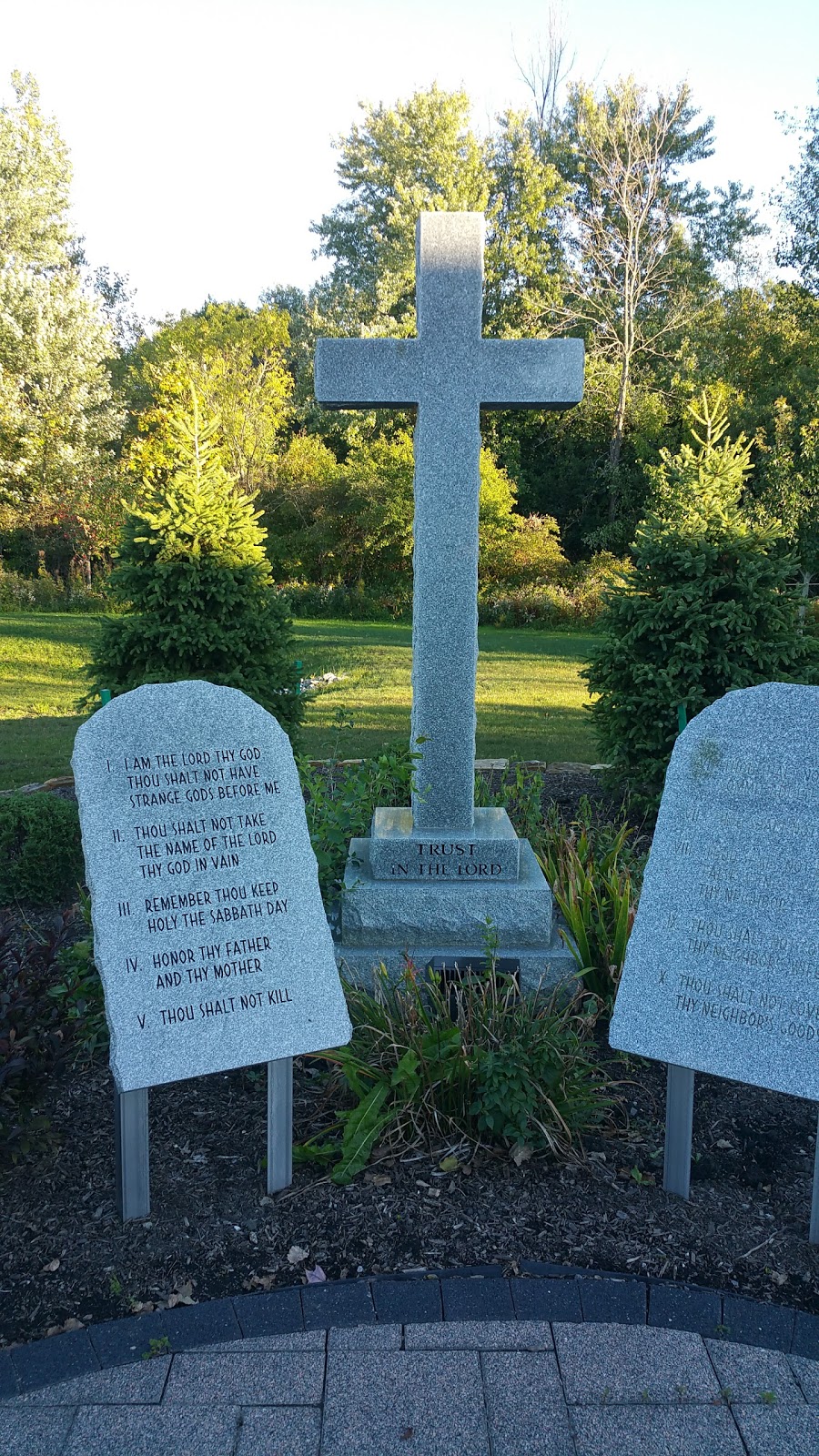St Leo the Great Roman Catholic Church | 885 Sweet Home Rd, Amherst, NY 14226, USA | Phone: (716) 835-8905