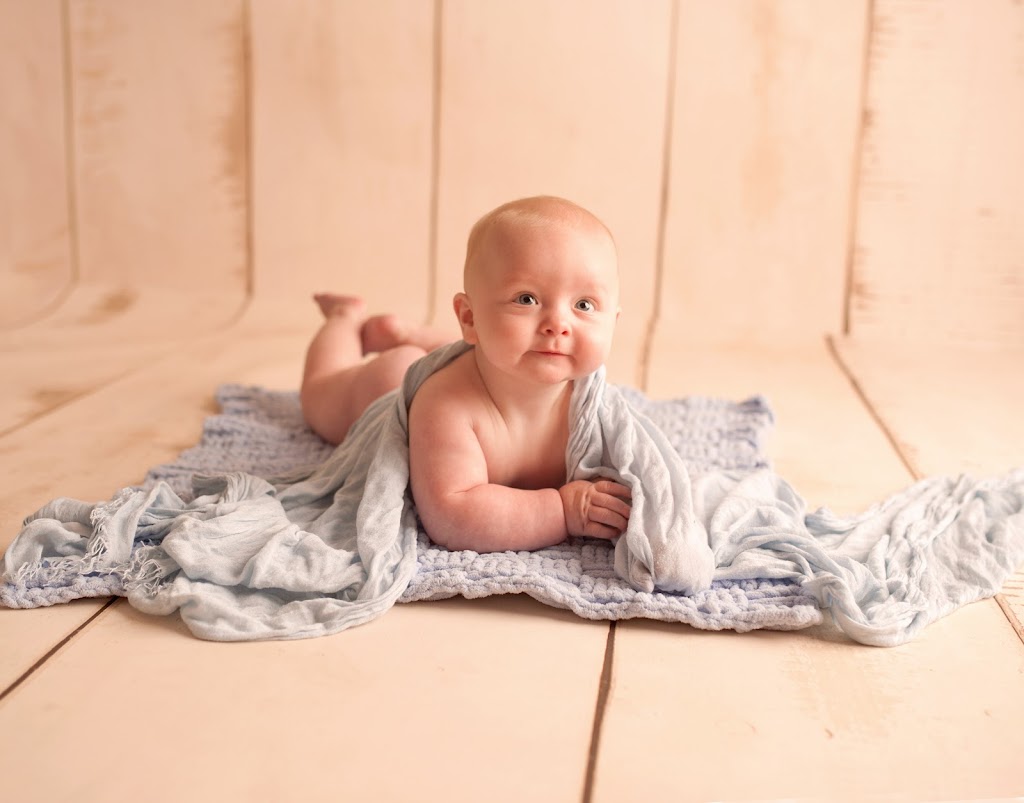 Amber Bond Photography | 17 Rondeau Pl, Kanata, ON K2M 2Y3, Canada | Phone: (613) 981-7548