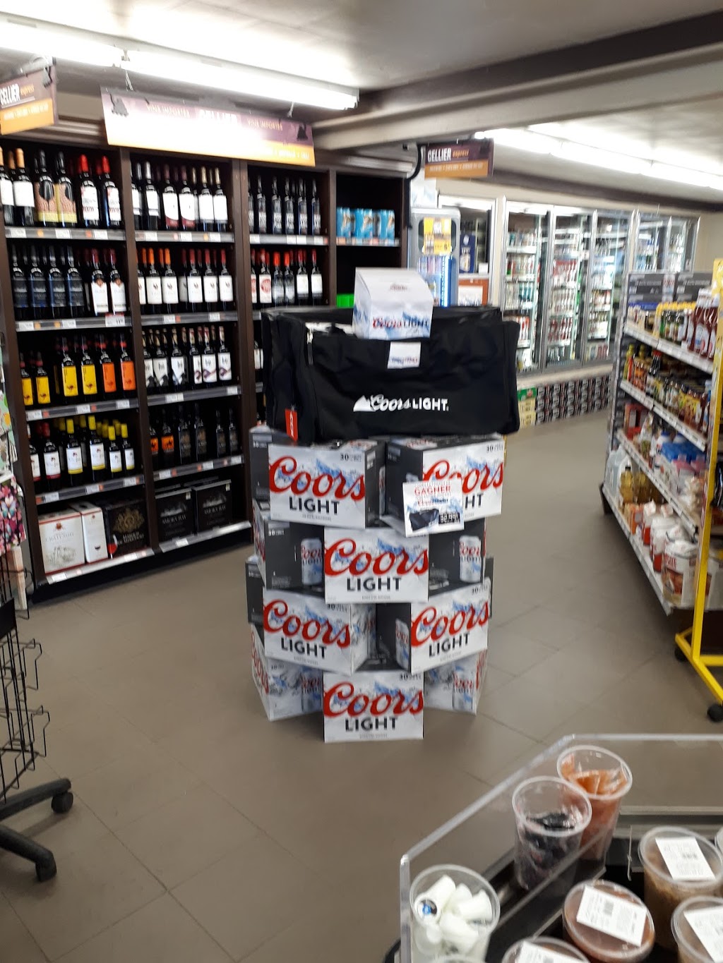 Depanneur LOasis | 425 Rue Principale, Saint-Donat-de-Montcalm, QC J0T 2C0, Canada | Phone: (819) 424-2308
