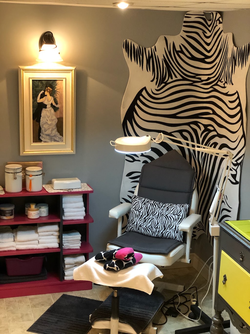 Manucure Pédicure Ste-Agathe Des-Monts | 1 Rue des Iris, Sainte-Agathe-des-Monts, QC J8C 3N5, Canada | Phone: (819) 323-9233