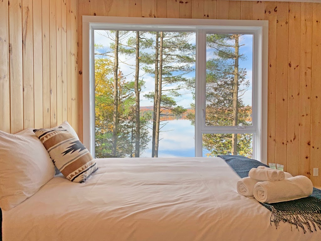 Domaine Lac Brompton | 310 Côte de lArtiste, Saint-Denis-de-Brompton, QC J0B 2P0, Canada | Phone: (819) 574-4434