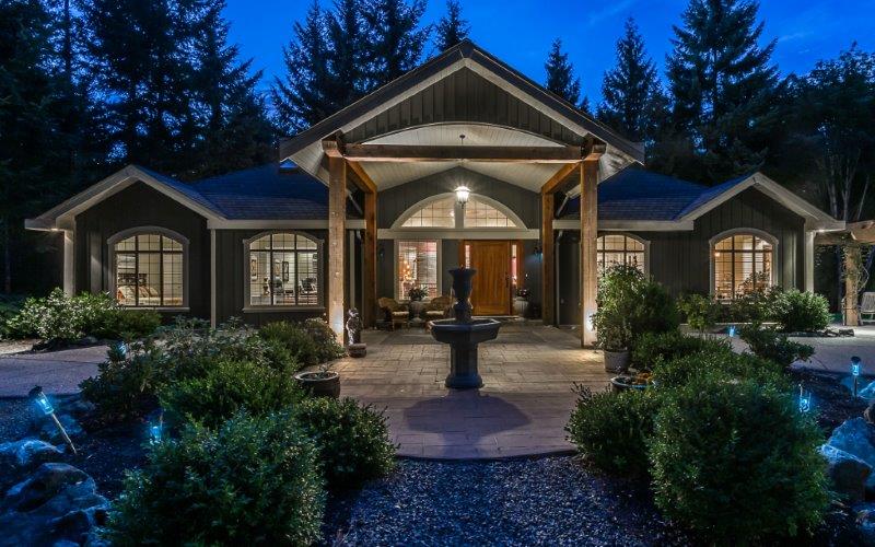 Denise Dumbrell - Experienced Realtor & Mortgage Broker | 897 Island Hwy W #101, Parksville, BC V9P 2G6, Canada | Phone: (250) 248-9996