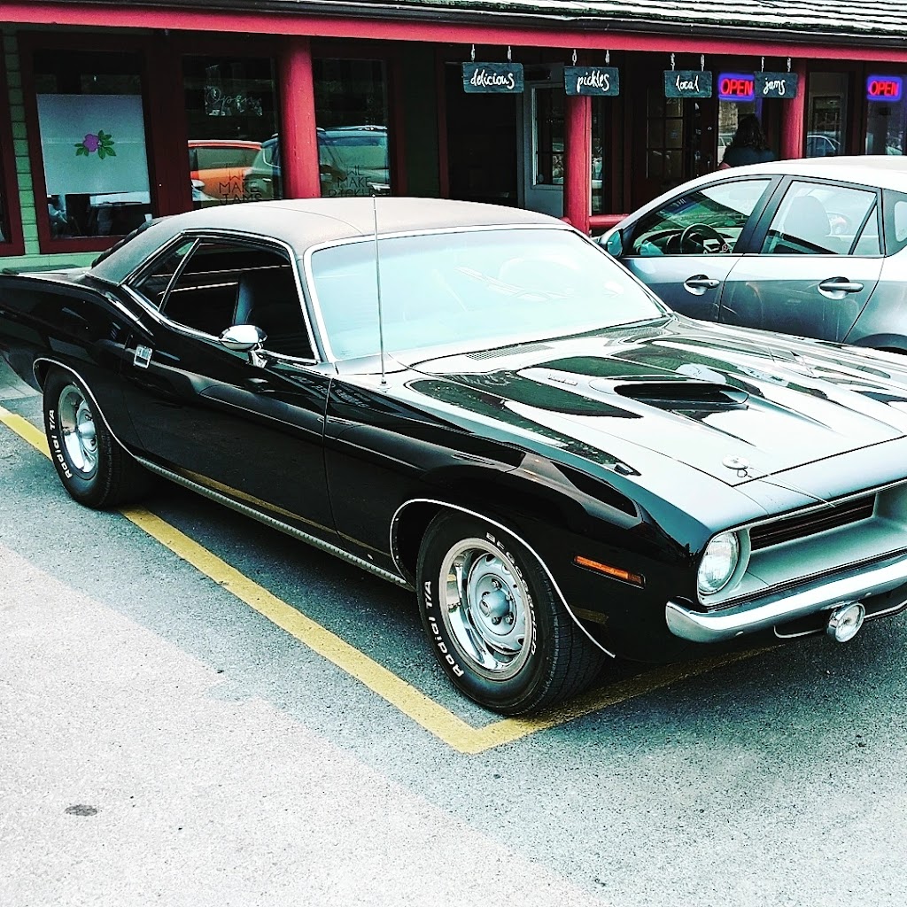 Calgary Car Negotiator | 1268 Ravenswood Dr SE, Airdrie, AB T4A 0G9, Canada | Phone: (403) 921-6325