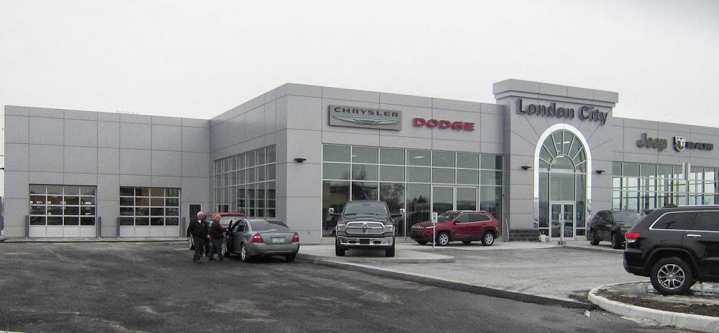 London City Chrysler | 1345 Driver Ln, London, ON N5V 0B4, Canada | Phone: (519) 659-2489